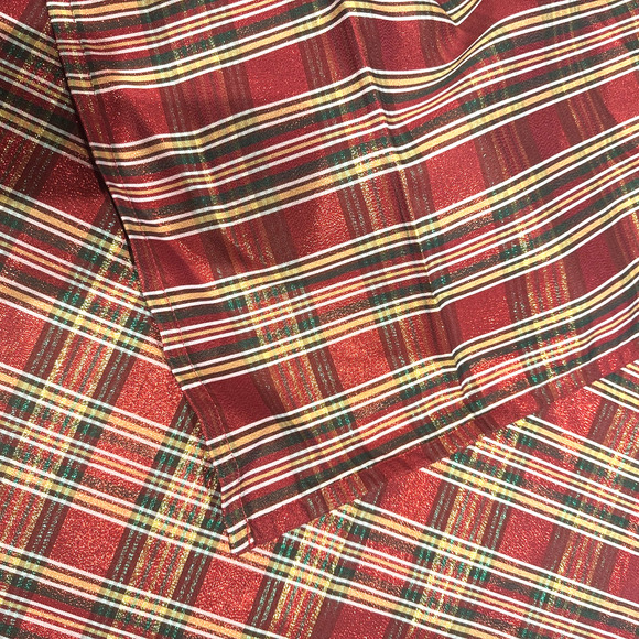 Christmas Plaid Tartan Tablecloth Rectangular red green metallic 60x84" - Picture 5 of 6
